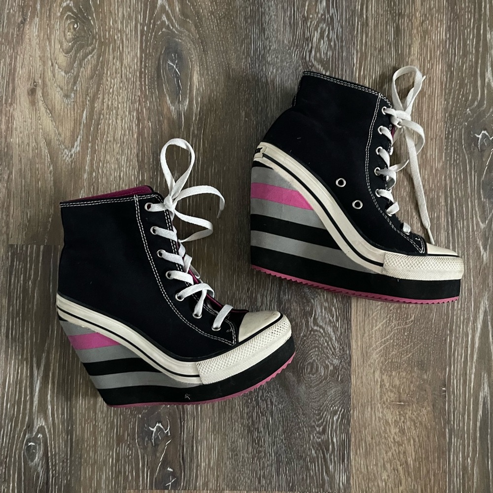 Funky Wedge Sneakers